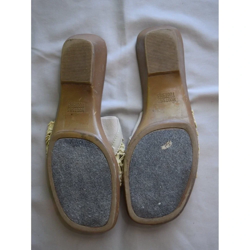 Mootsies Tootsies Yellow Lacy Crochet Sandals Sz 8.5 Indie Dainty Feminine Fairy